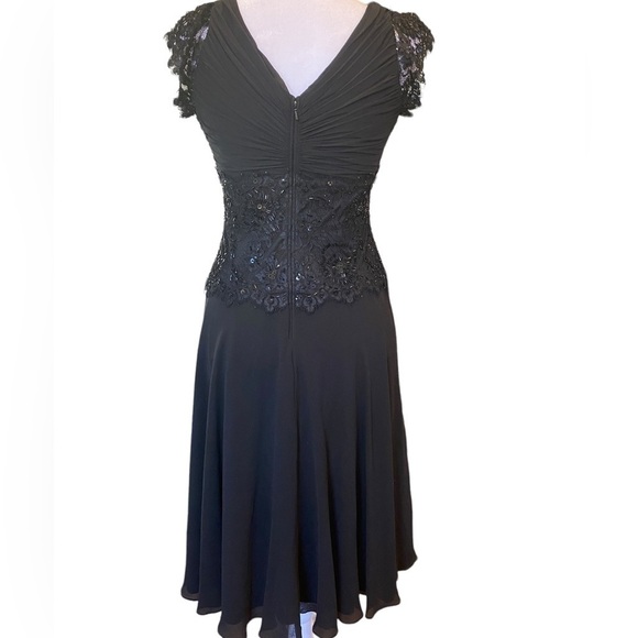 Vintage Tadashi Shoji Silk Beaded Formal Evening Dress Size 4 Cocktail Event - Picture 5 of 12